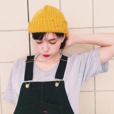 2018女生最火的头像欧美风高清 还是瘦点好太胖了容易坠入爱河