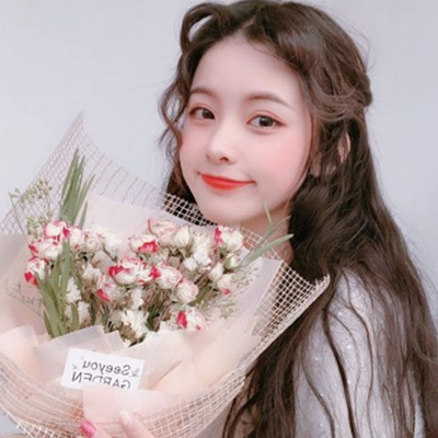 超漂亮的女生朋友圈背景图2019 唯美有气质的女生图片合集