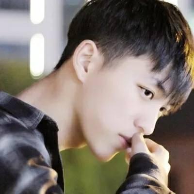 2018抖音流行图片头像男阳光少年 逐梦的路上每一缕阳光都很温暖
