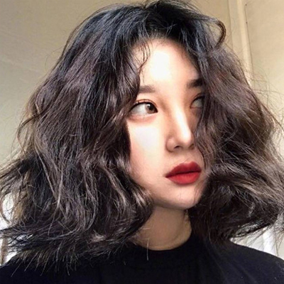 2018朋友圈女生背景图时尚个性 不被爱的人只好流浪