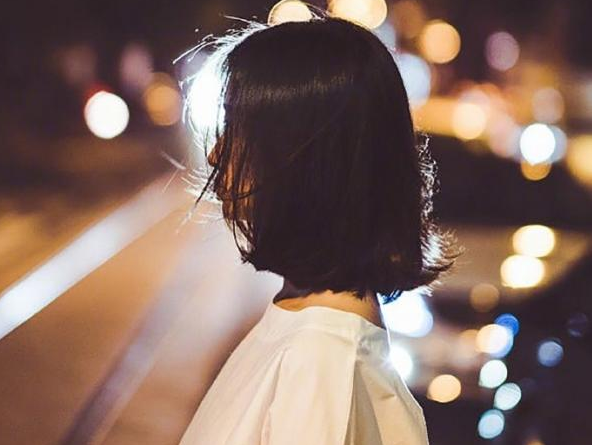 七个字可爱女生网名大全2018 在你心里睡一下